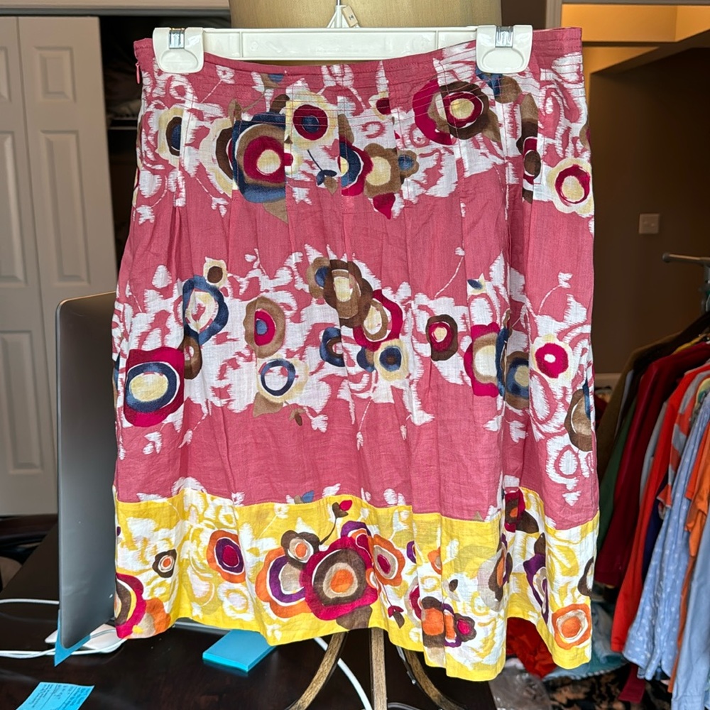 BCBG skirt